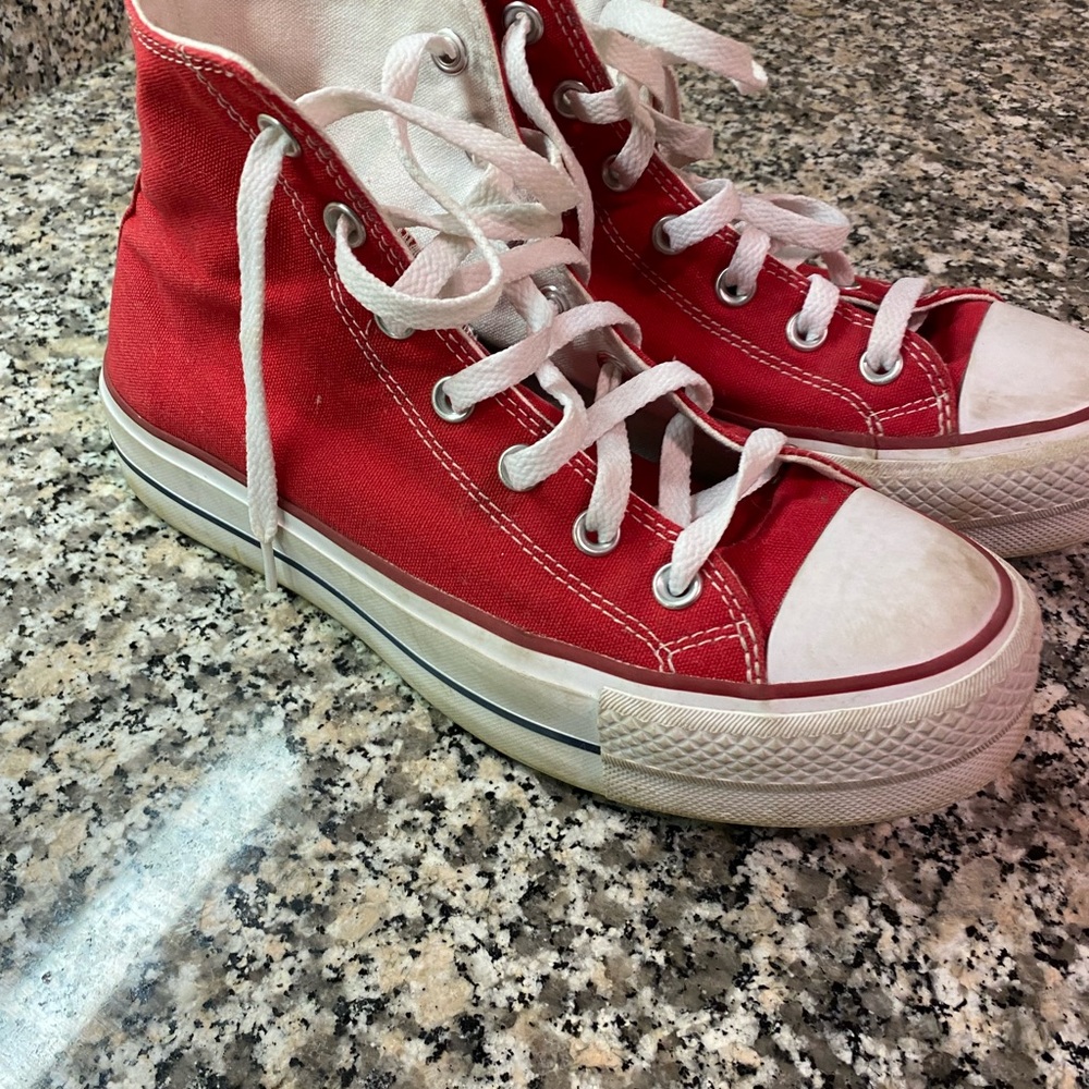 Converse chuck taylor platform sneakers